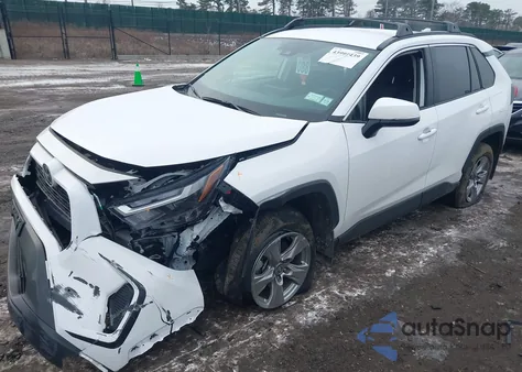 2025 Toyota Rav4 Xle z USA, uszkodzony, nr VIN 2T3P1RFVXSC523111